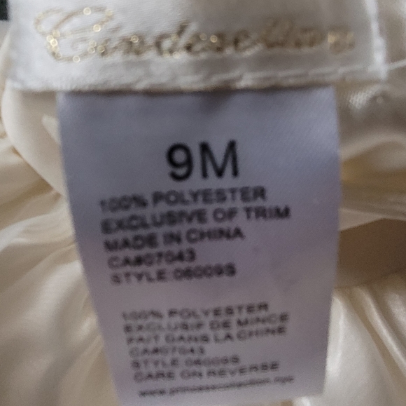 Infant girl fancy dress - Picture 2 of 4